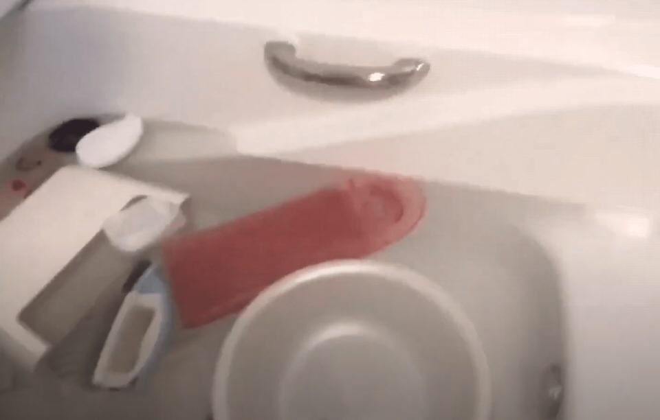 オキシクリーンでズボラにお風呂掃除